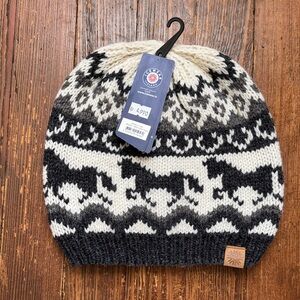 Icewear 100% Wool Horse Pattern Knitted Beanie